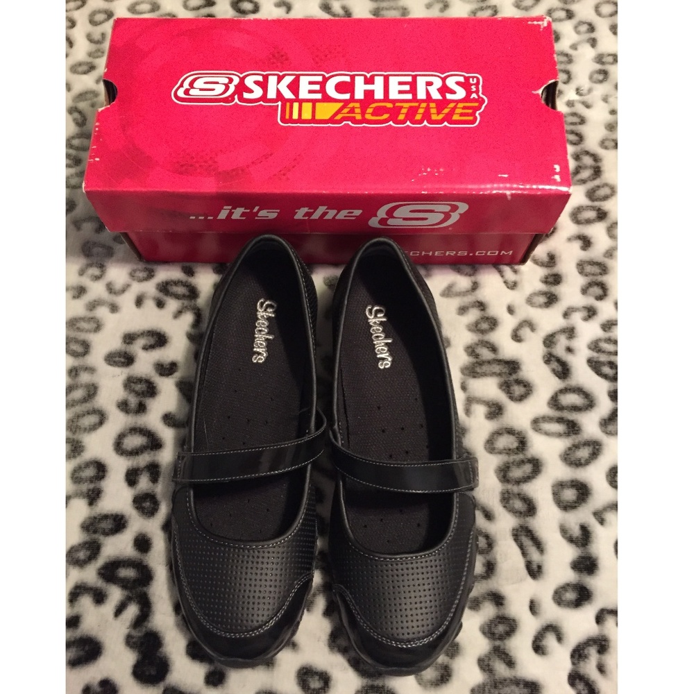 Skechers Mary Janes